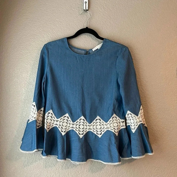 Jonathan Simkhai Blue Lace Inset Trumpet Sleeve Chambray Blouse Size XS - Picture 2 of 9